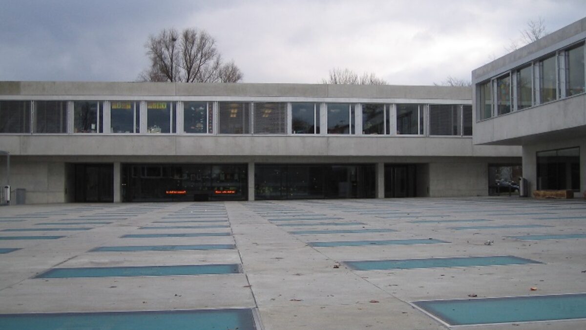 Schule Apfelbaum