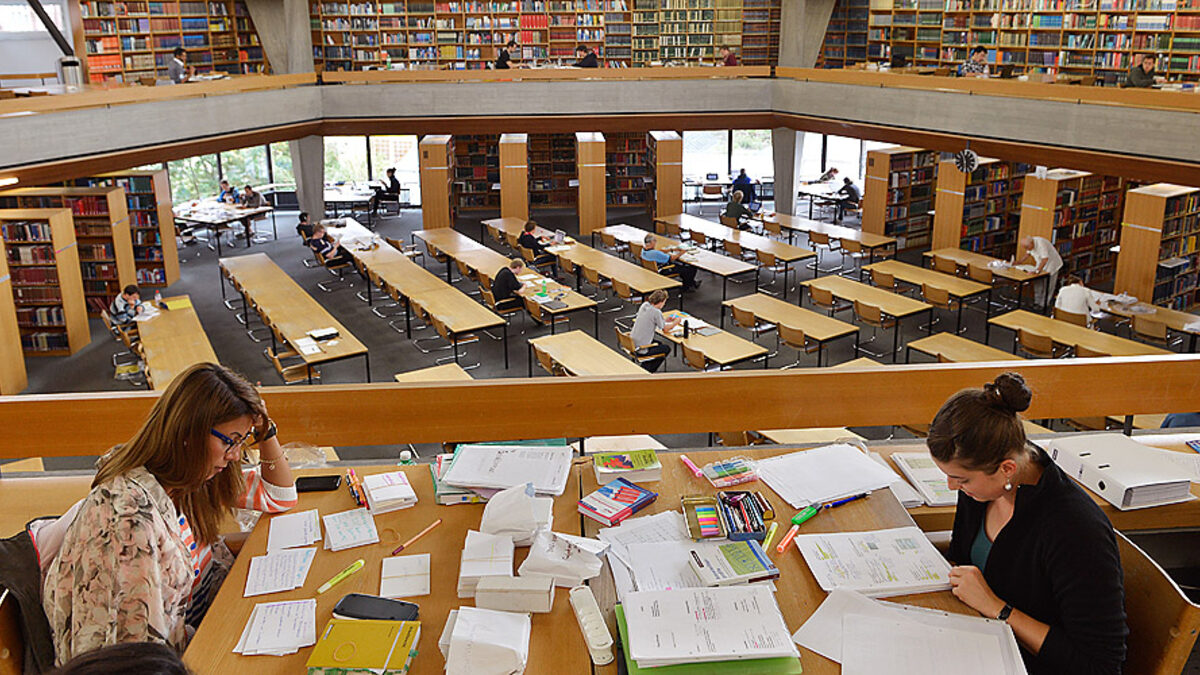 Universität Basel